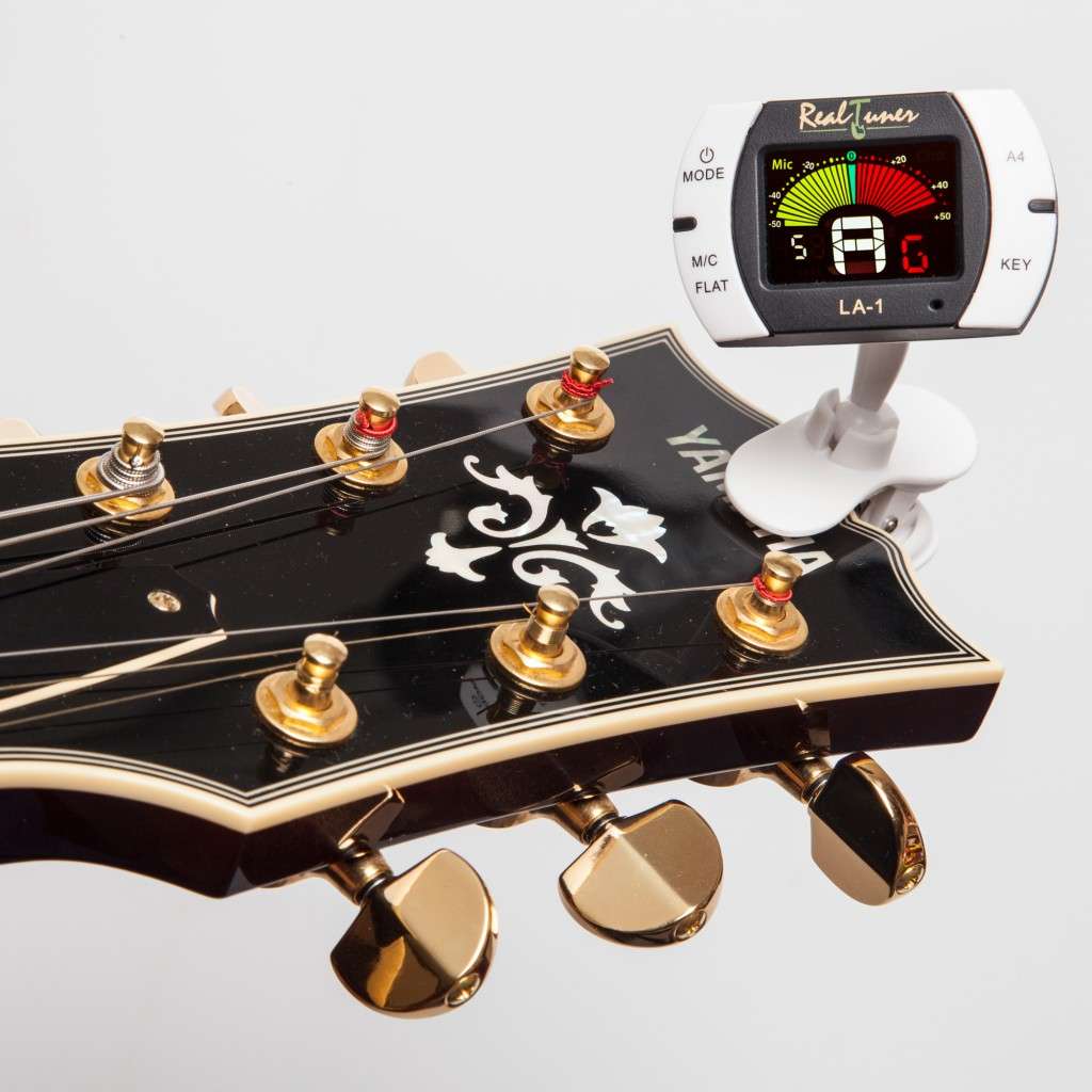 Real Tuner LA-1 White
